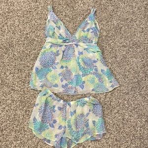 La Vie en Rose Floral babydoll set. Size medium.